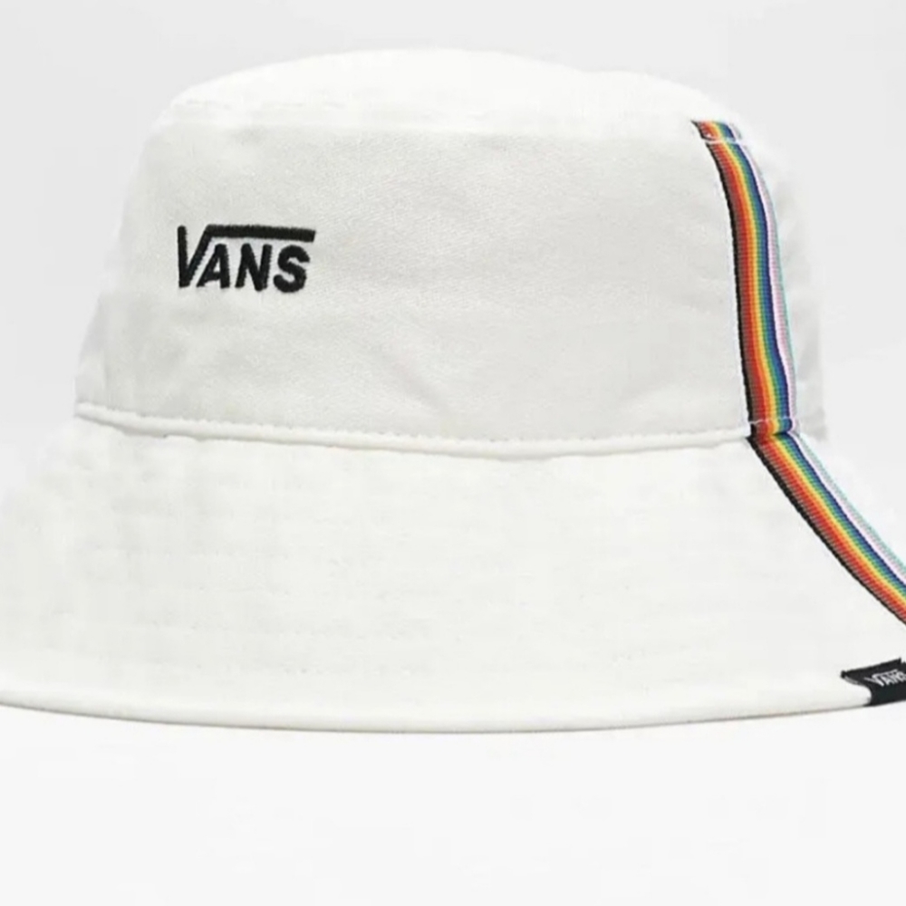 Vans bucket hat…rainbow edition